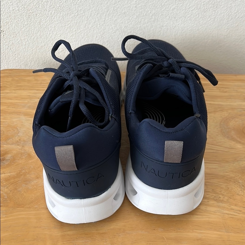 NWOT Nautica Men's Navy Sneakers - Picture 2 of 10